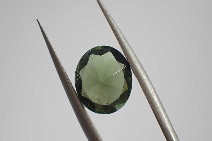 Broušený vltavín 2,65ct 